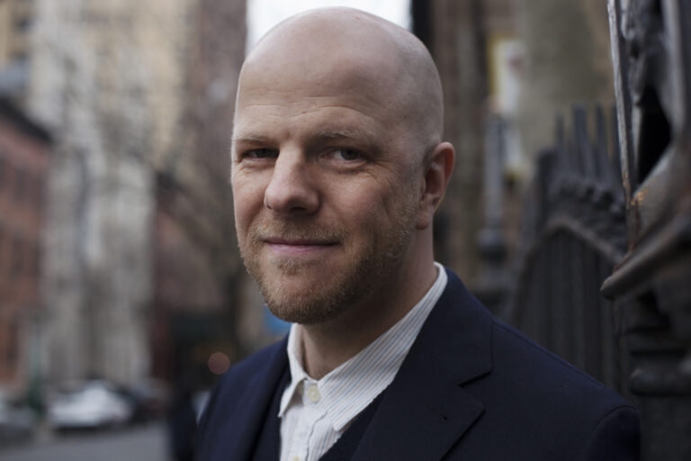 Martin Gelin: USA-expert om kultur och propaganda i den nya världsordningen